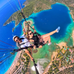 Ölüdeniz Üzerinde Süzülmek: Fethiye Yamaç Paraşütü Rehberi